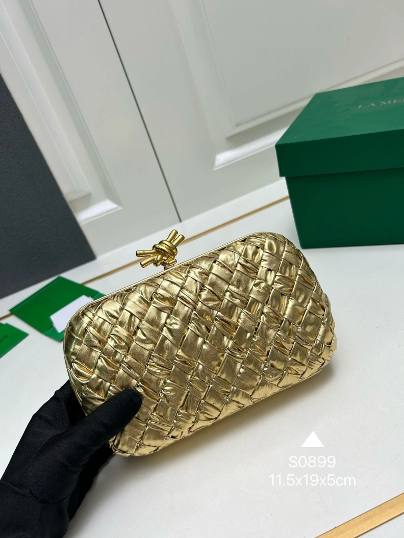 DailyWear BX Clutch 78549