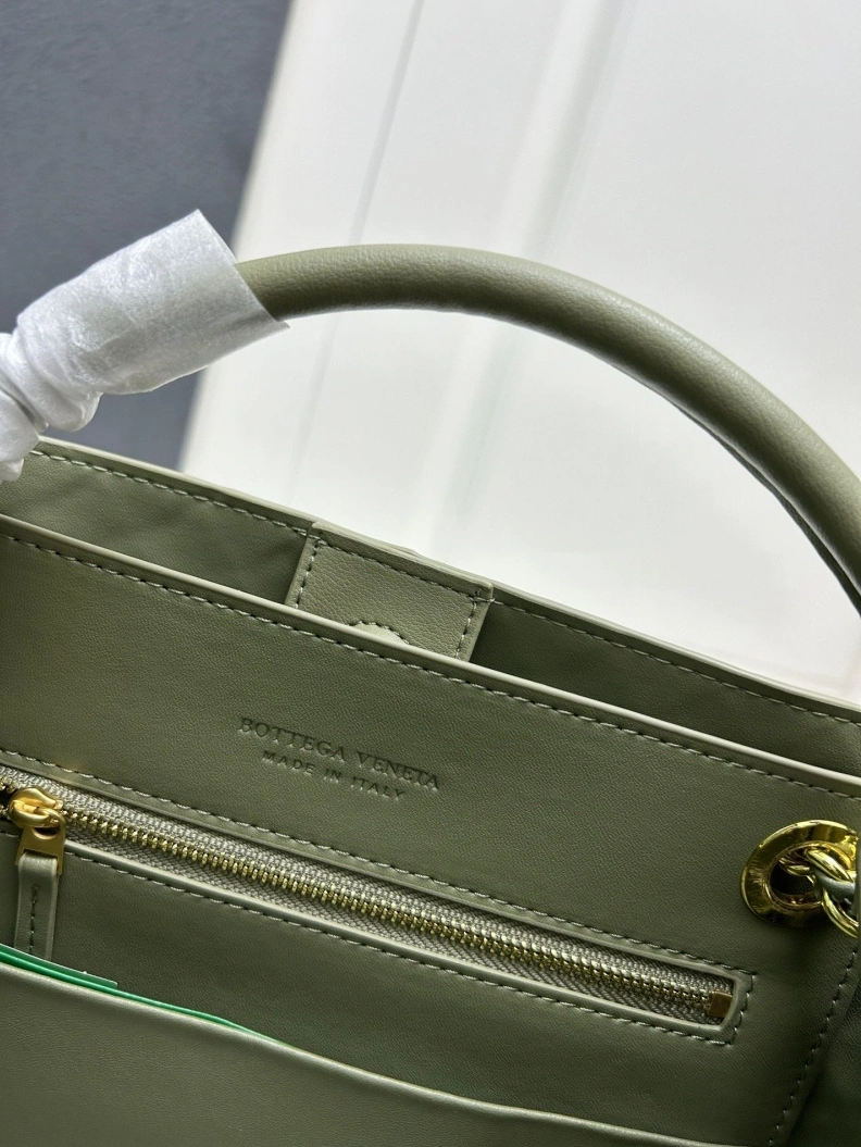 BX Top Handle Bags Resilient 78467