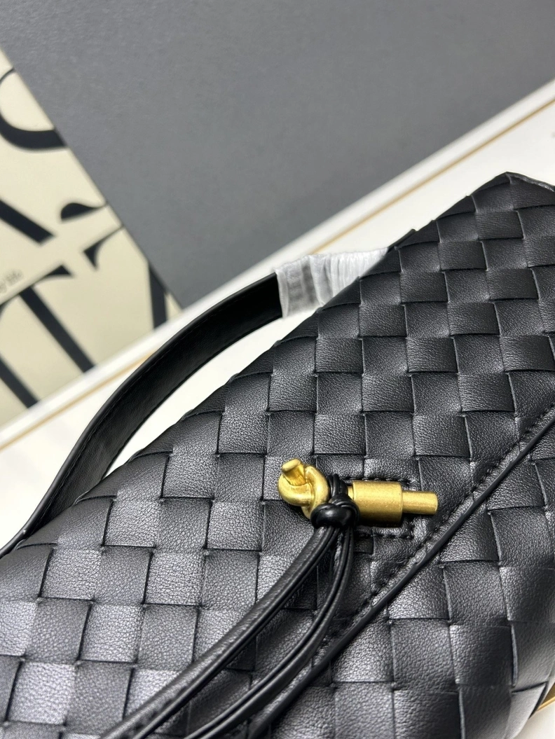 Comfortable BX Top Handle Bags 78443
