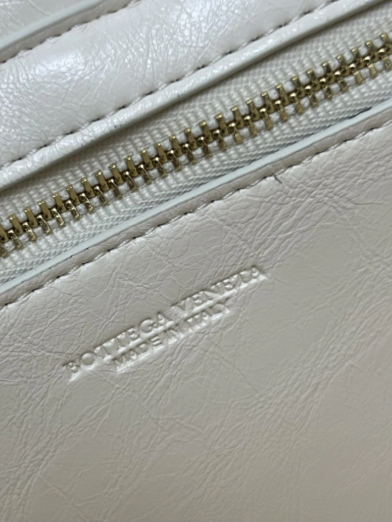 Resilient BX Satchel Bags 78527