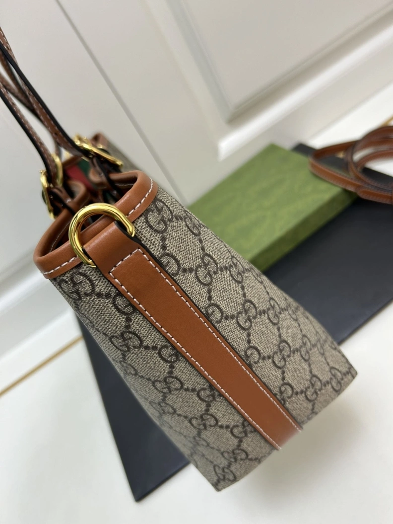 Gxccx Shopping Bags Bright 50478