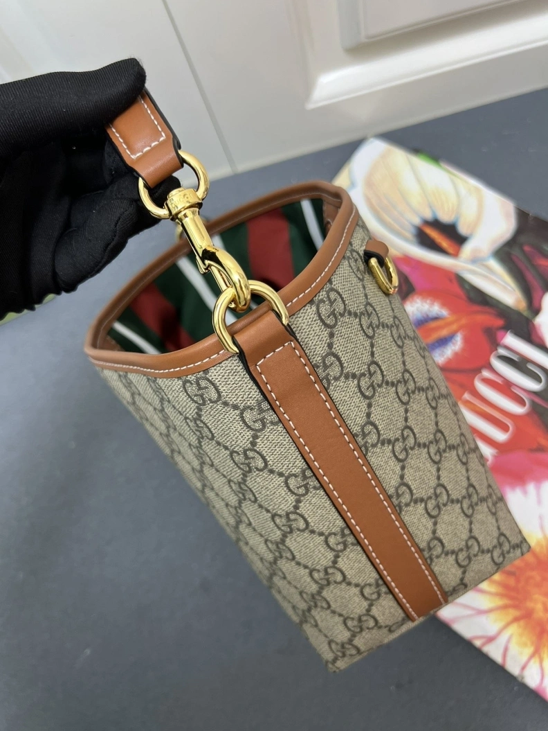 EyeCatching Gxccx Top Handle Bags 50429