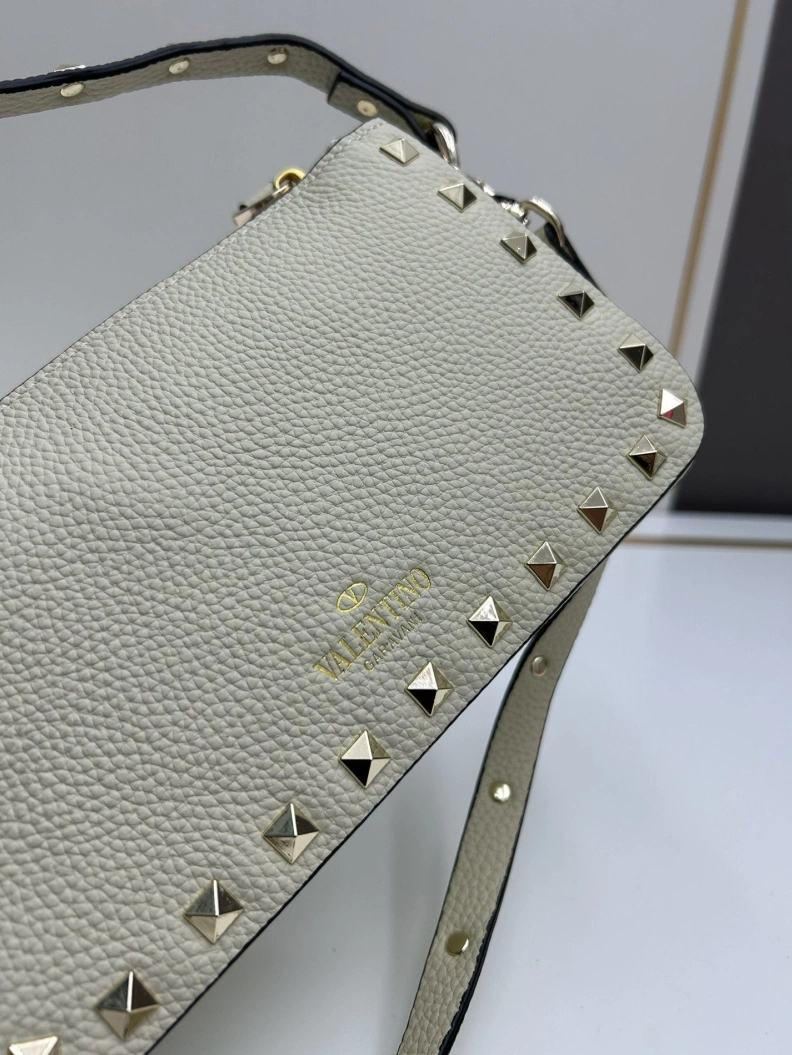 Bold Vxlxntino Satchel Bags 77078