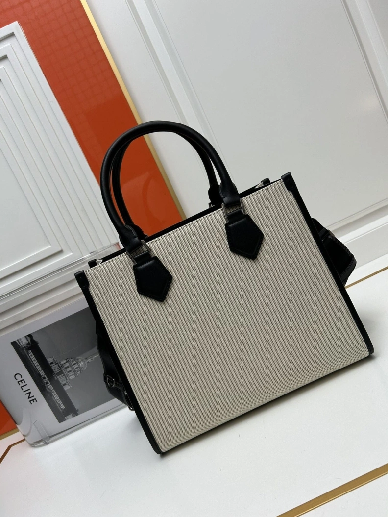 Versatile D&X Shopping Bags 78053
