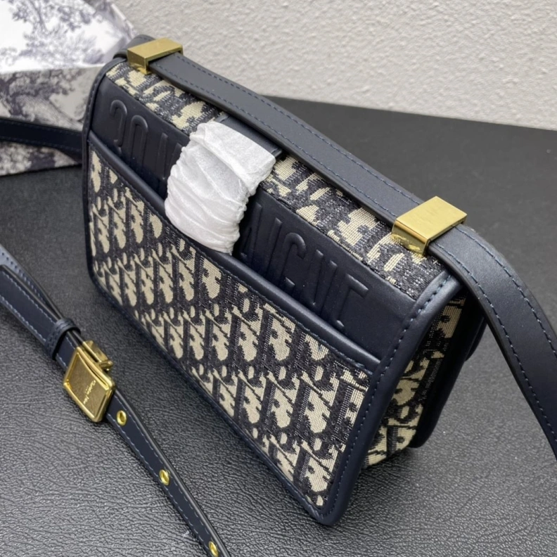 Breathable Dxxr Satchel bags 61690