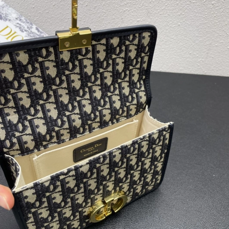 Breathable Dxxr Satchel bags 61690