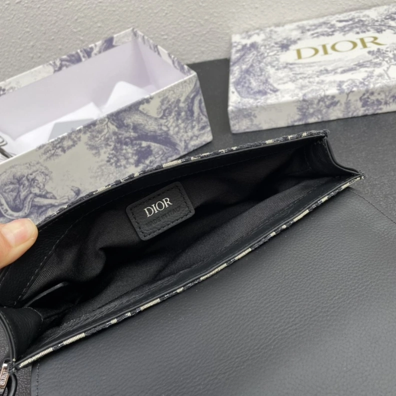 WellDesigned Dxxr Saddle Bags 61748