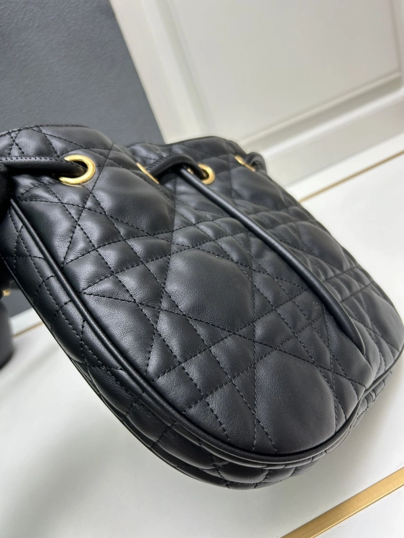 Versatile Dxxr Top Handle Bags 61511