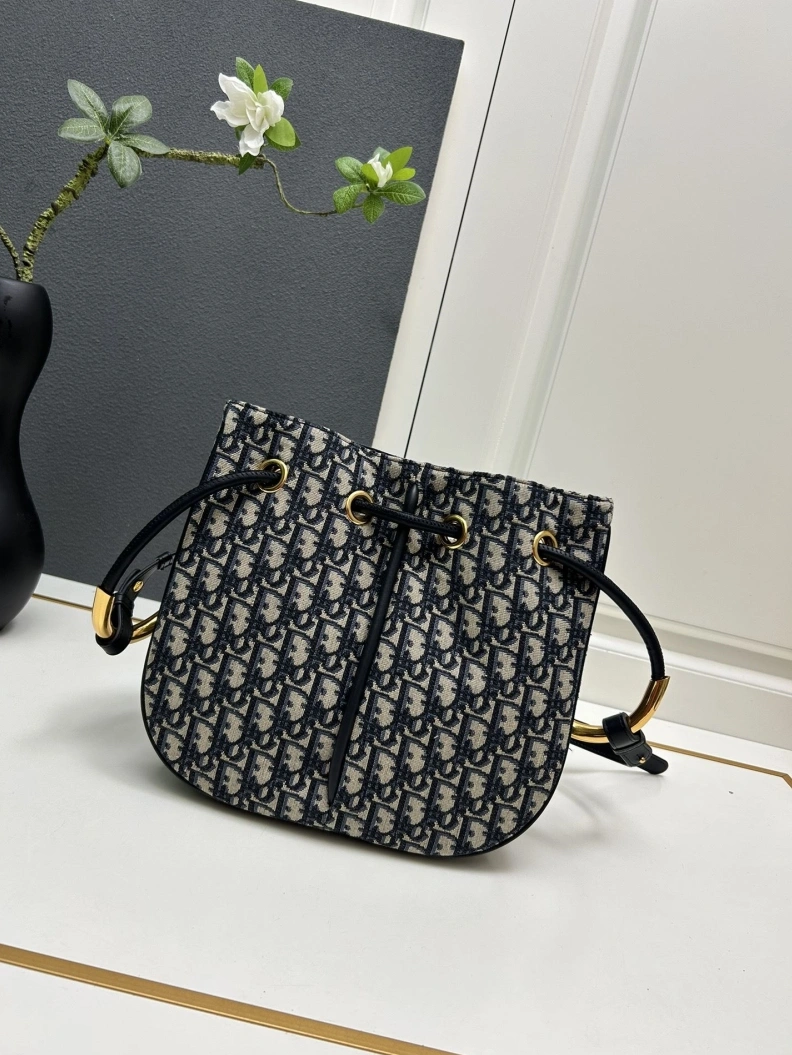 Trendy Dxxr Top Handle Bags 61515