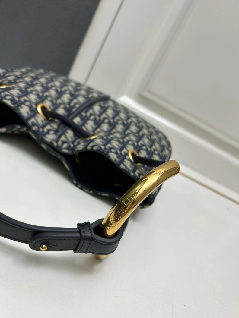 Trendy Dxxr Top Handle Bags 61515
