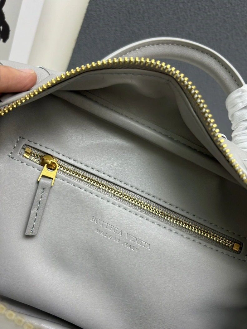Classic BX Top Handle Bags 78413