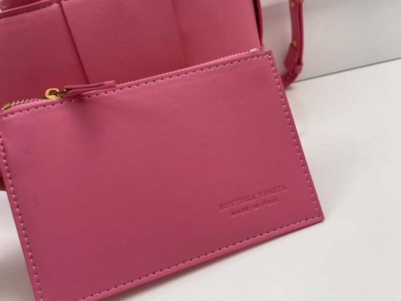 Durable BX Shopping Bags 78503