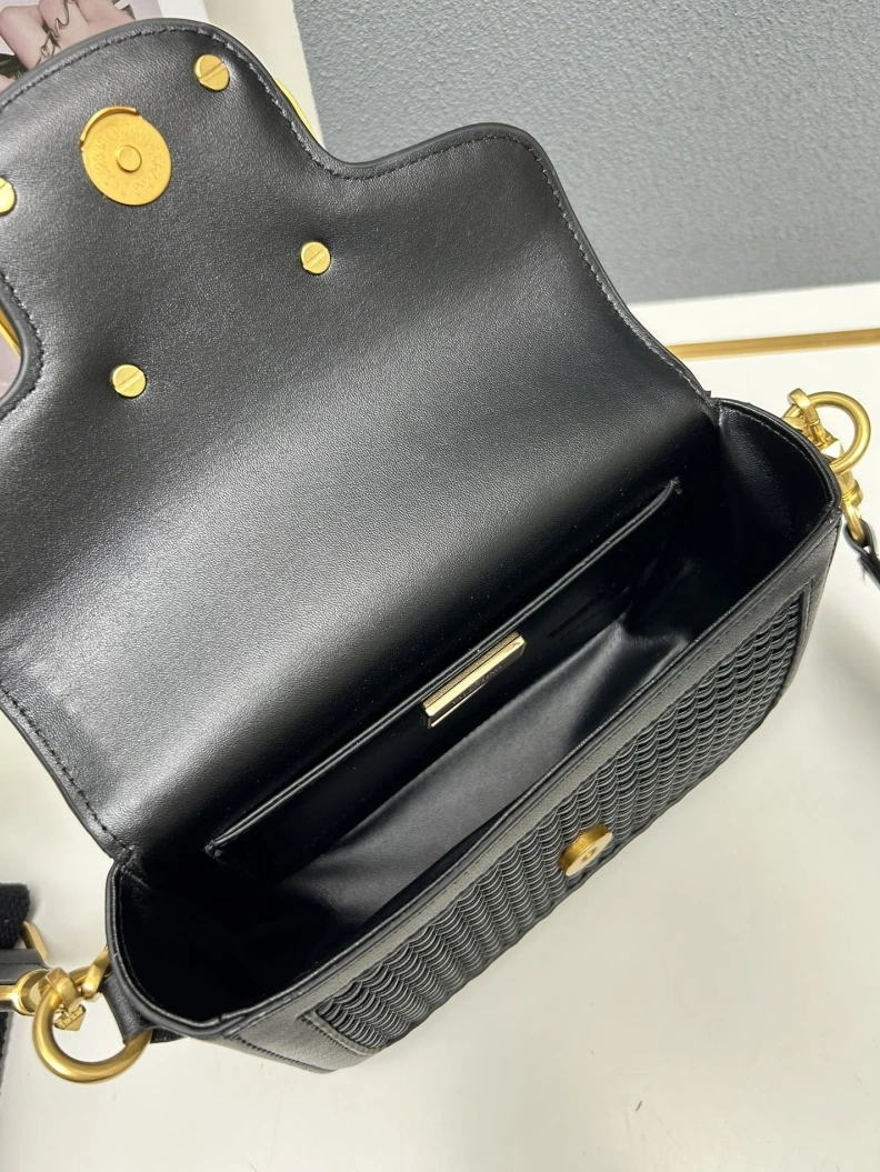 Trendy Vxlxntino Satchel Bags 77017