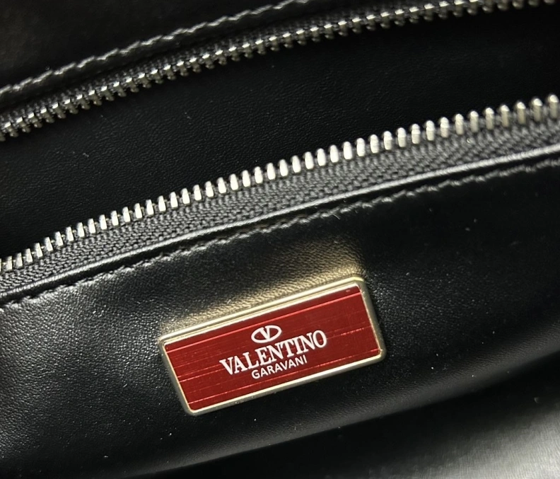 Fashionable Vxlxntino Handle Bags 77228