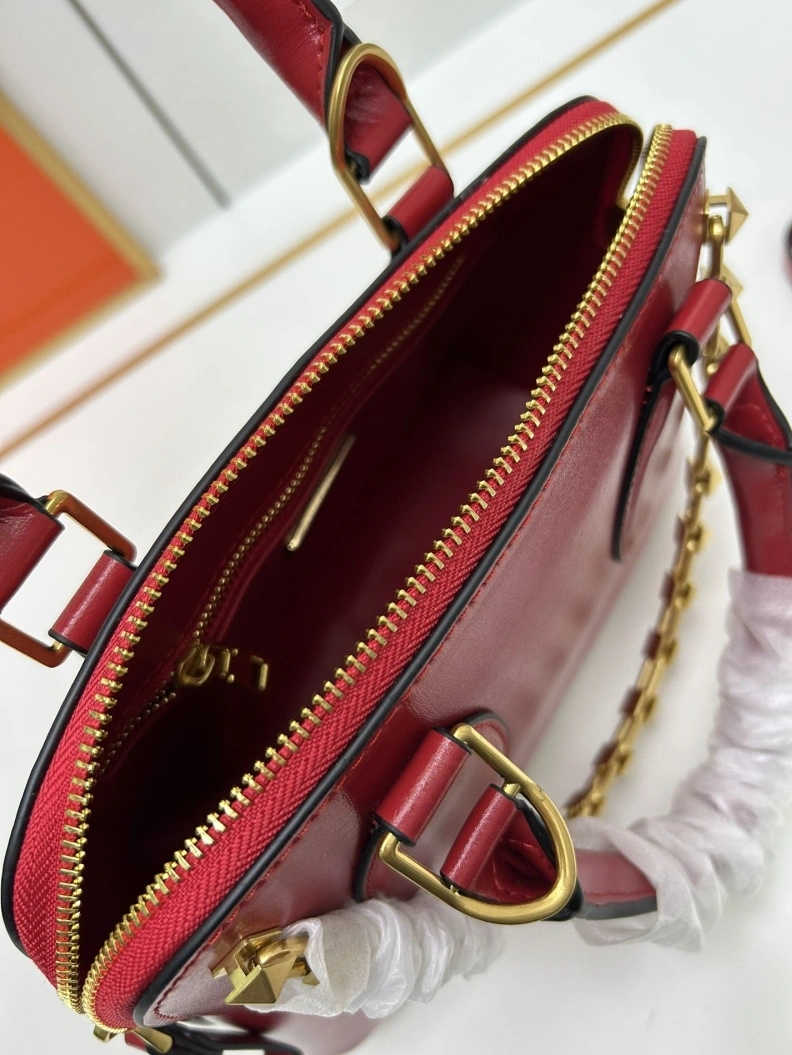 Fashionable Vxlxntino Handle Bags 77221