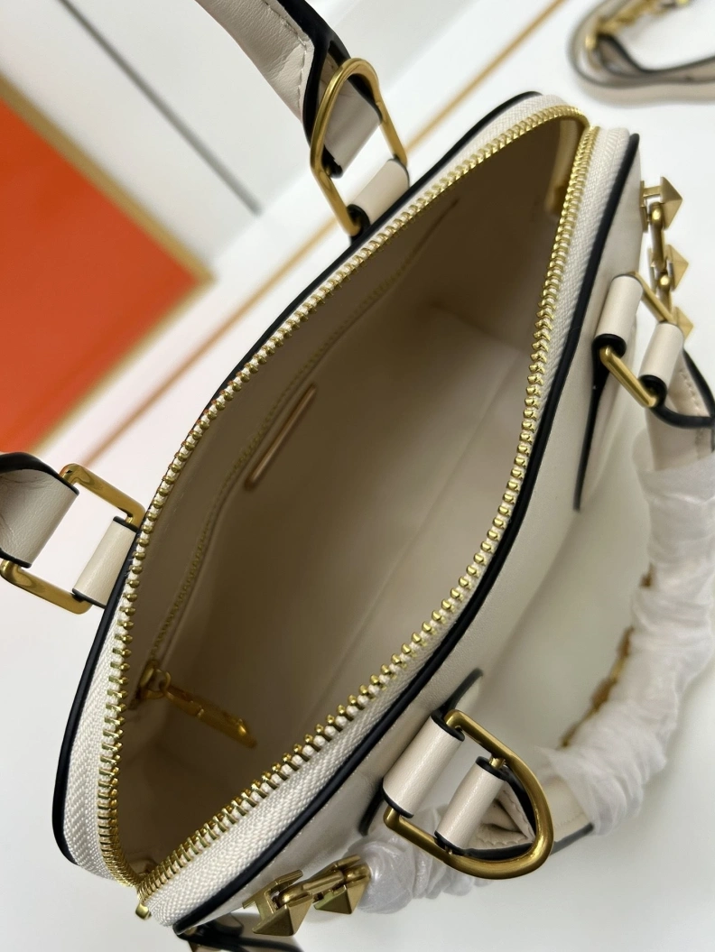 Vxlxntino Handle Bags Bold 77238