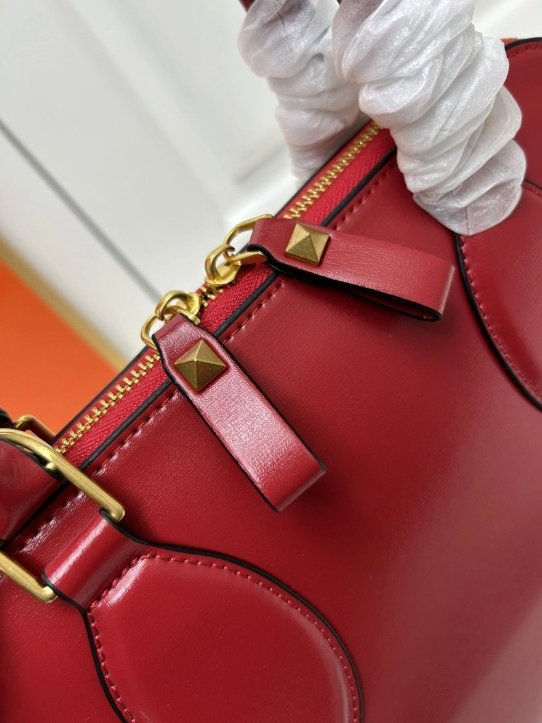 GoAnywhere Vxlxntino Handle Bags 77218