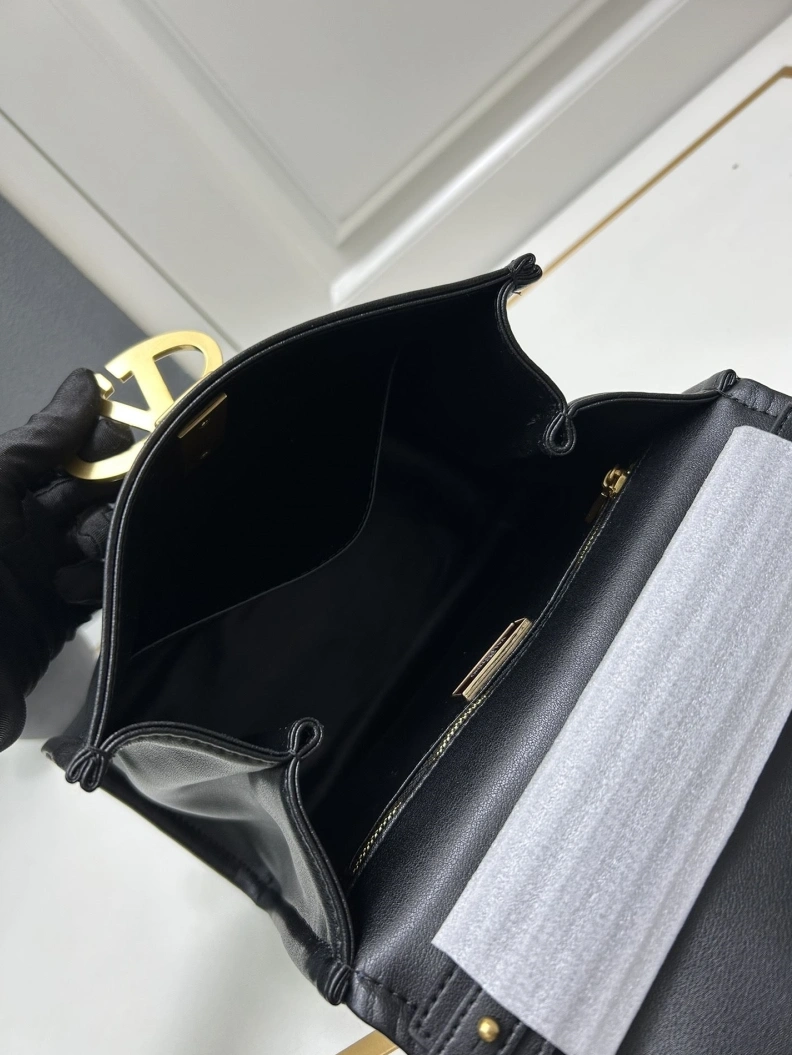 Affordable Vxlxntino Handle Bags 77193