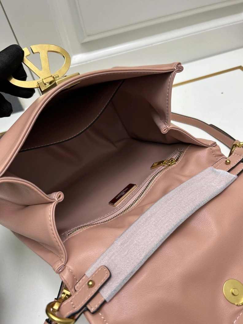 Unique Vxlxntino Handle Bags 77235