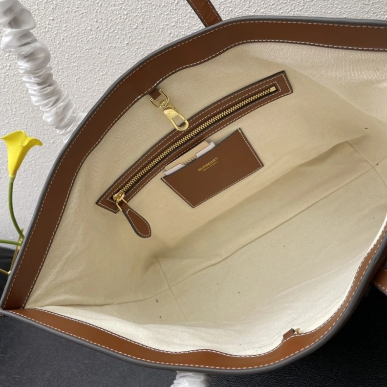 HighQuality Bxrbxrry Shopping Bags 76486