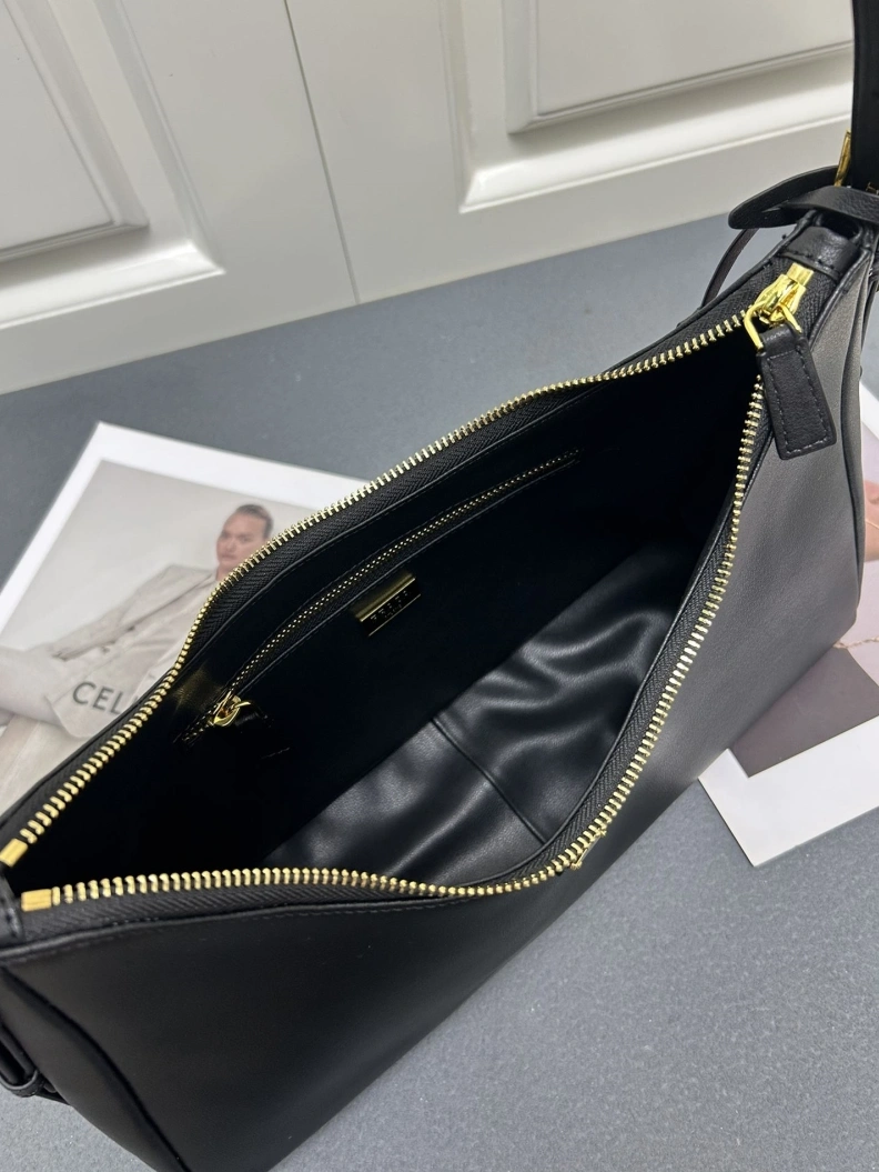 UrbanStyle Prxdx Top Handle Bags 58433