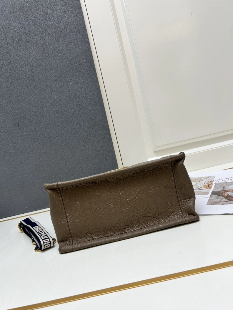 Comfortable Dxxr Shopping Bags 61583