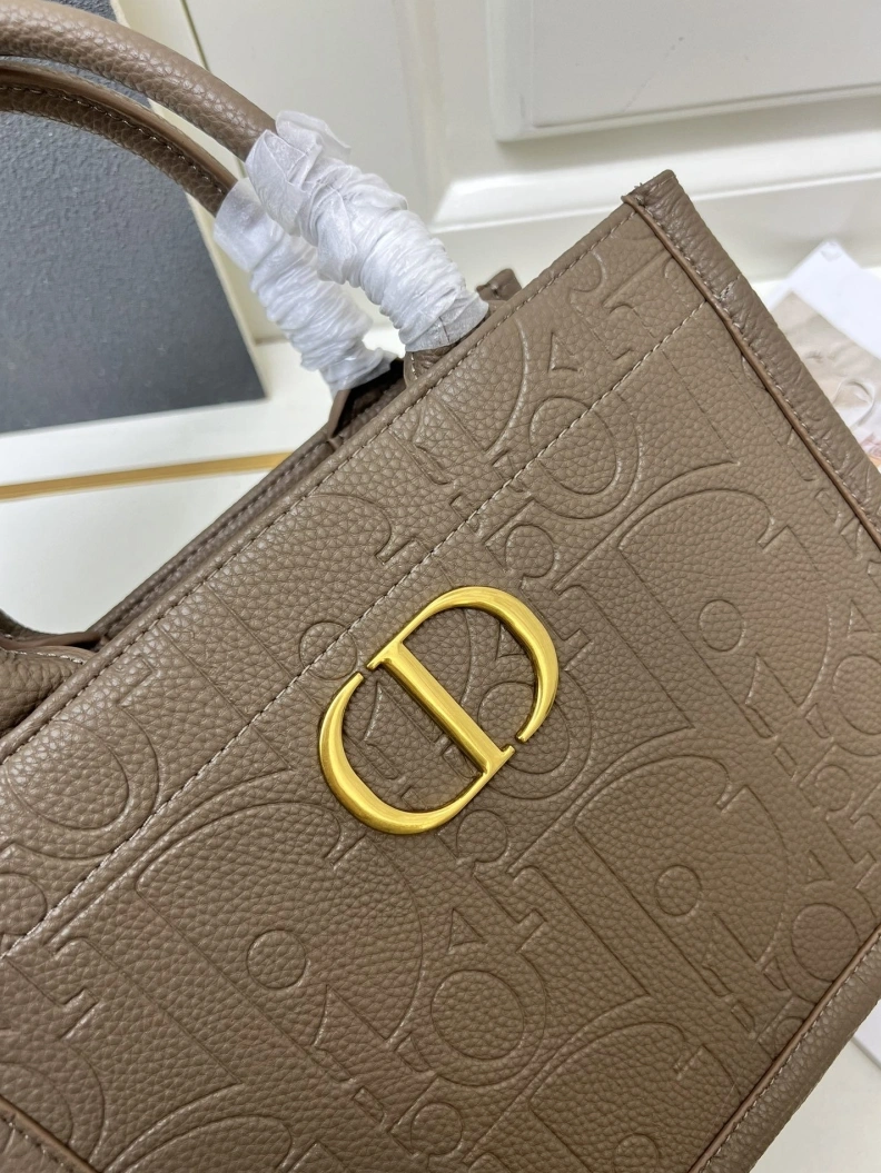 Comfortable Dxxr Shopping Bags 61583