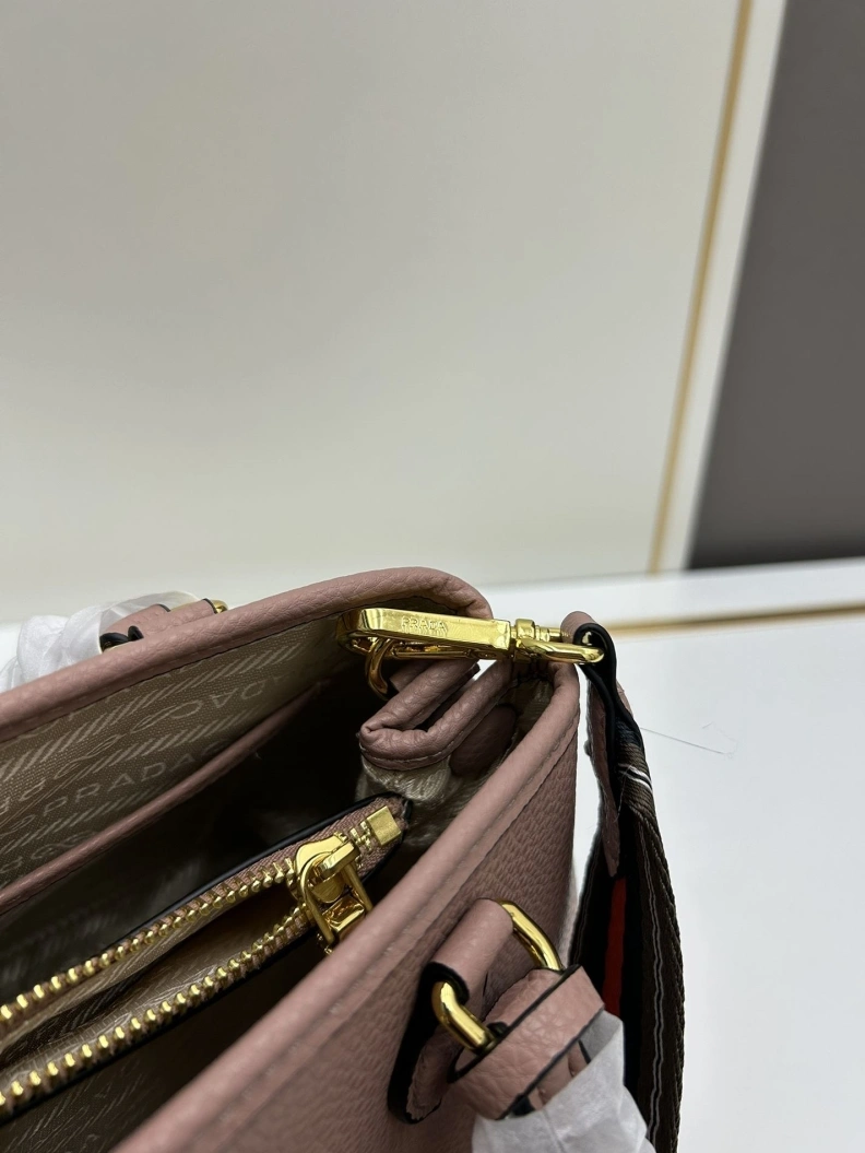 Trendsetting Prxdx Top Handle Bags 58419