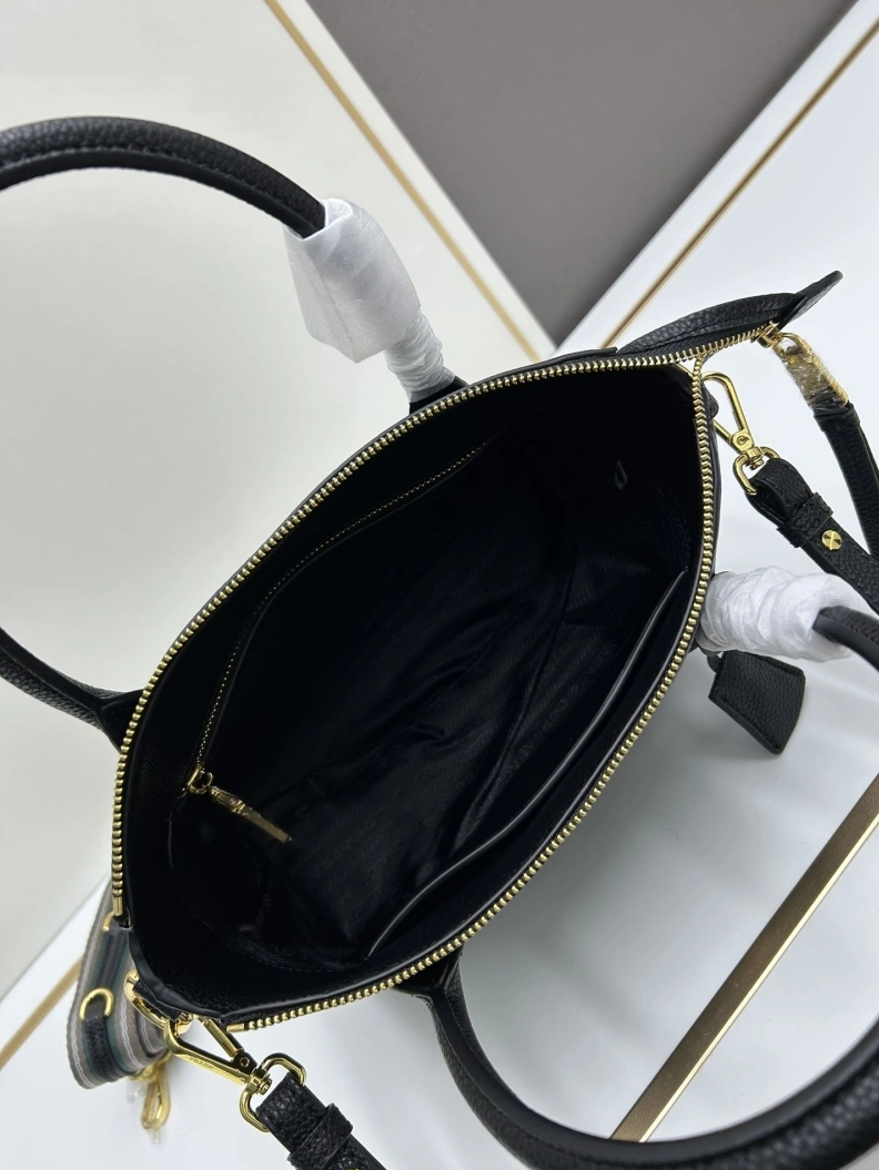 Prxdx Top Handle Bags Vibrant 58405