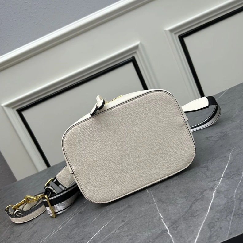Classic Prxdx Bucket Bags 59091