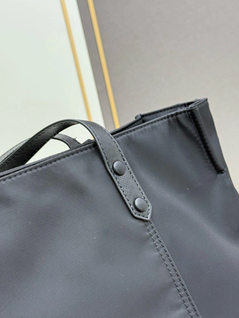 Cozy Prxdx Top Handle Bags 58362