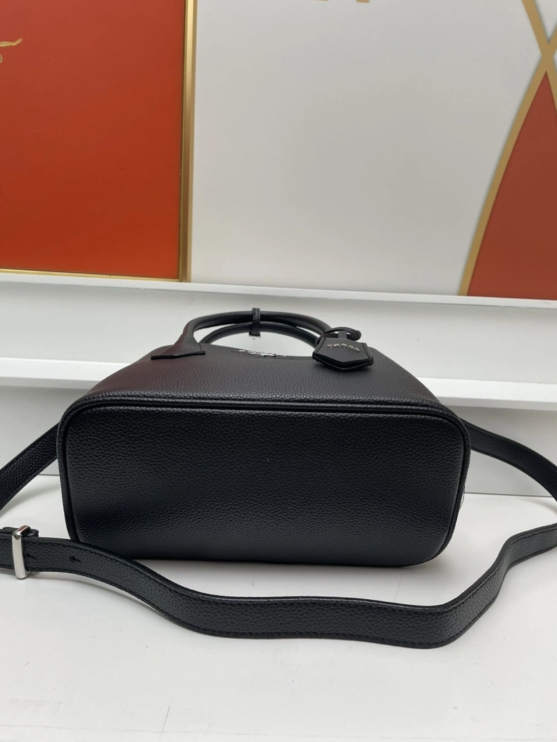 Resilient Prxdx Shopping Bags 58653