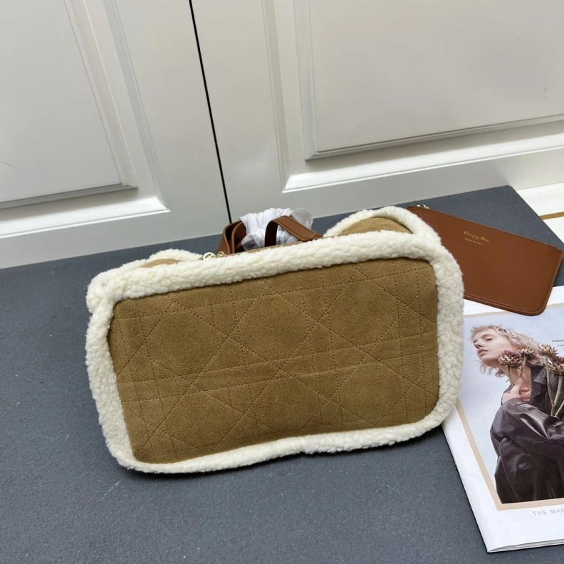 ModernLook Dxxr Shopping Bags 61600