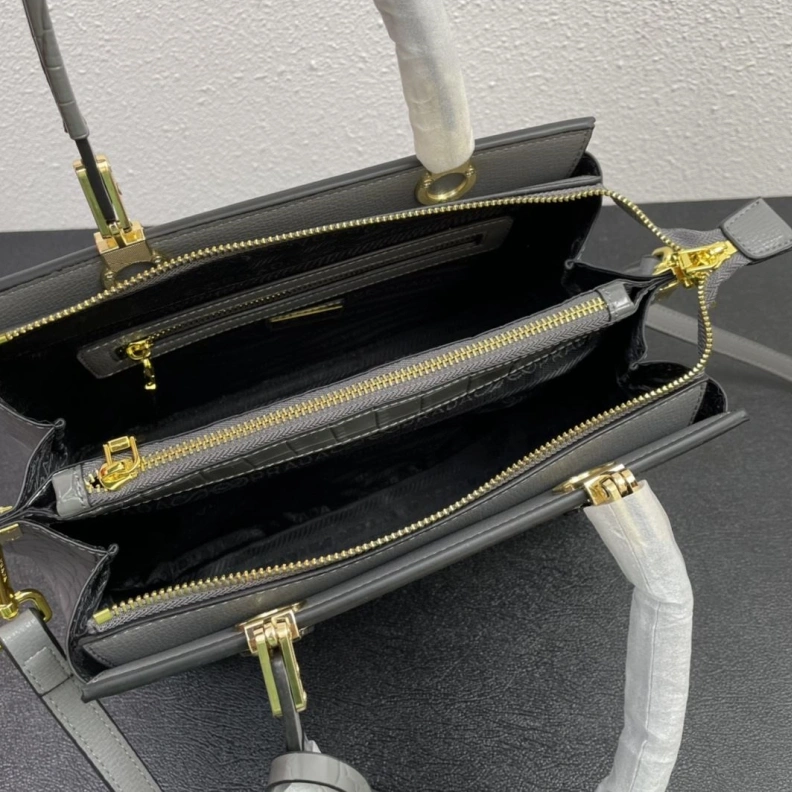HighQuality Prxdx Top Handle Bags 58350
