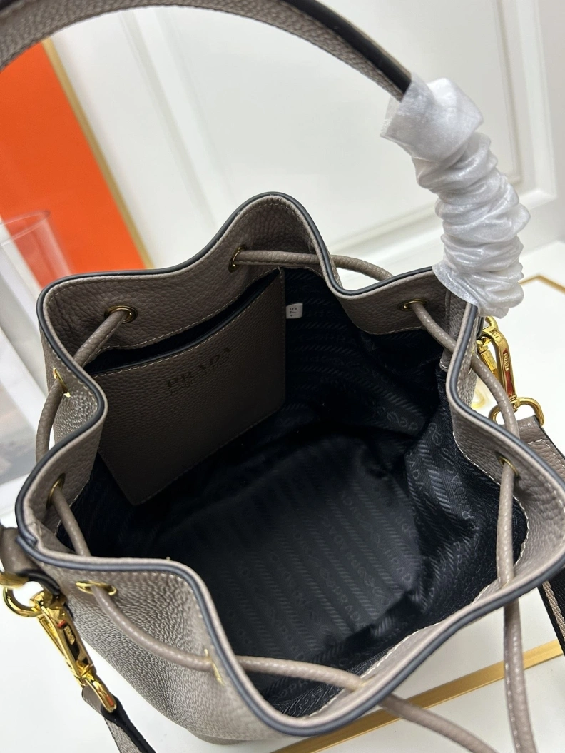 Practical Prxdx Bucket Bags 59058