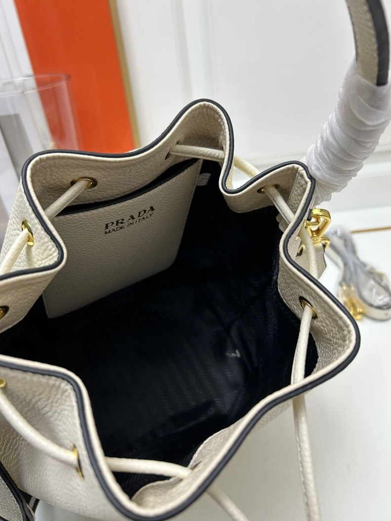 Practical Prxdx Bucket Bags 59059