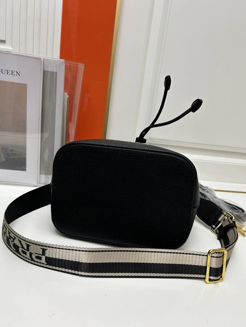 Prxdx Bucket Bags UrbanStyle 59055