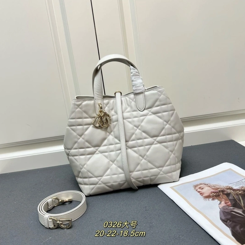Classic Dxxr Shopping Bags 61561
