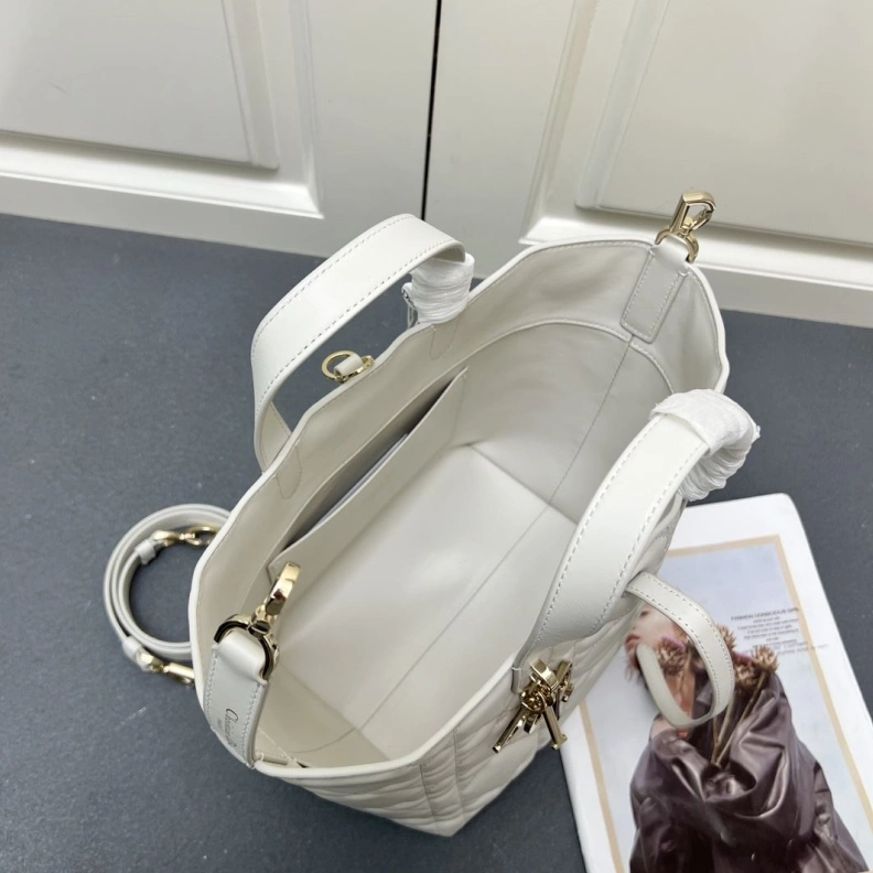 Classic Dxxr Shopping Bags 61561