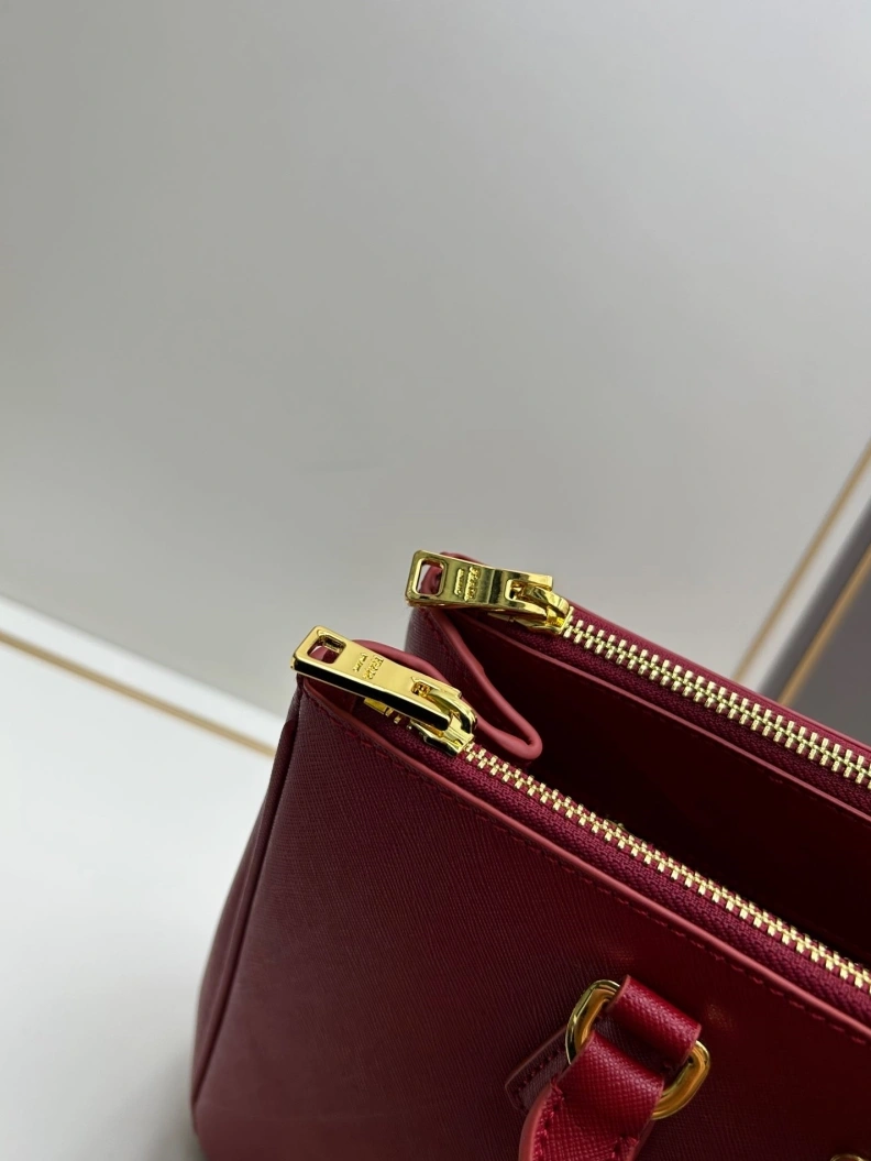 WellDesigned Prxdx Top Handle Bags 58293