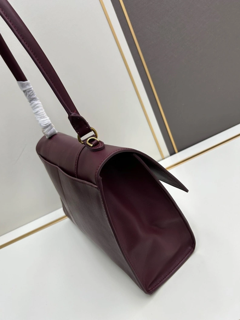 Bxlxnciaga Top Handle Bags Cozy 78767