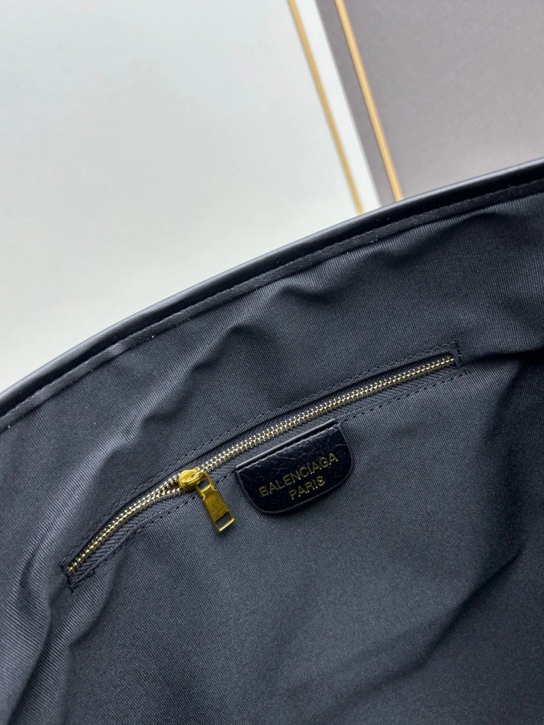 EasyMatch Bxlxnciaga Top Handle Bags 78746