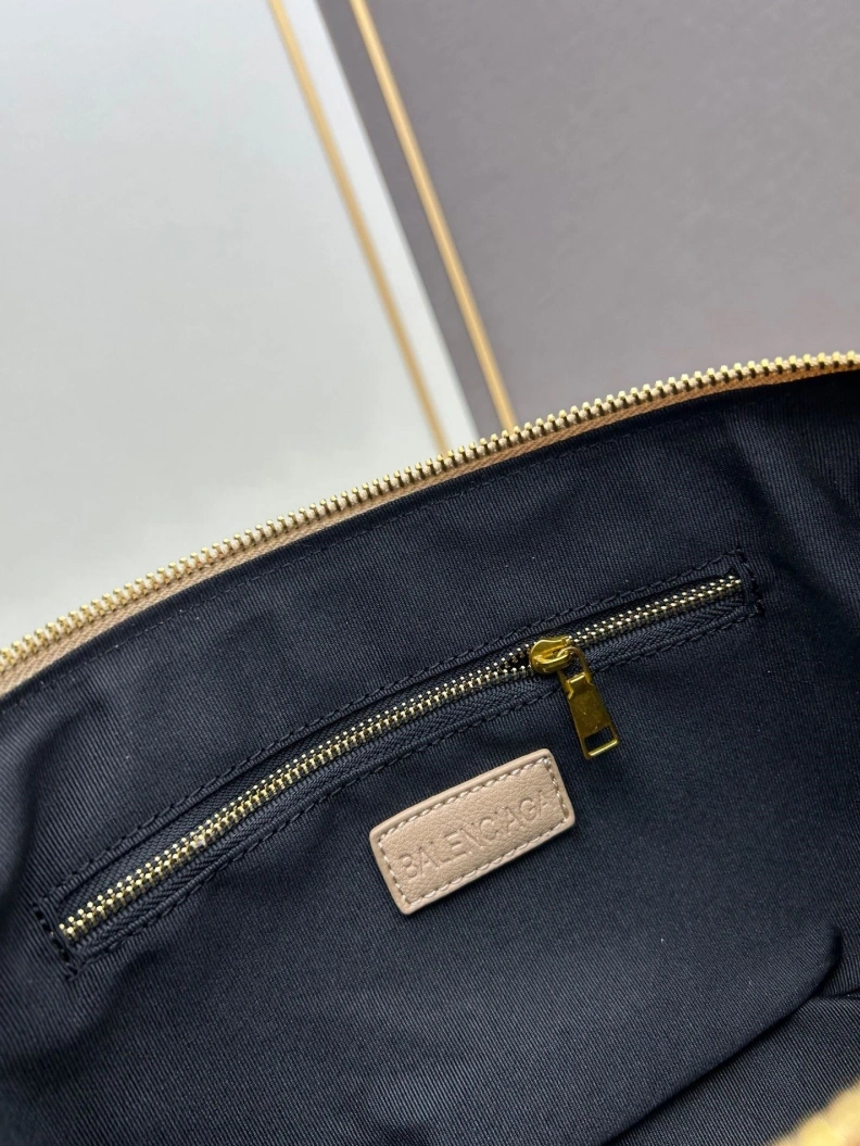Bxlxnciaga Satchel Bags AllSeason 78854
