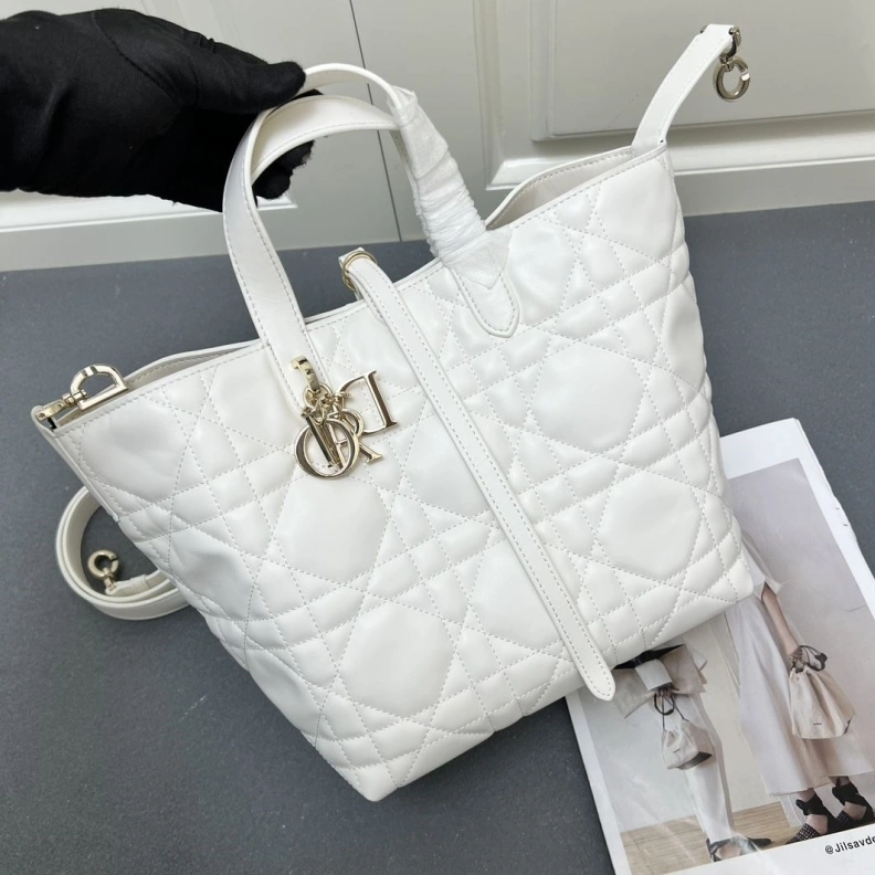 Fashionable Dxxr Shopping Bags 61570