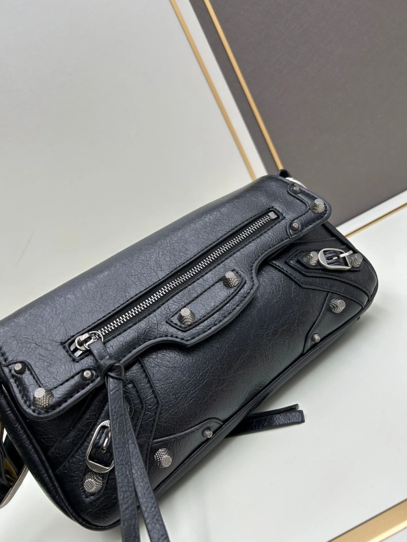 Bxlxnciaga Satchel Bags Flexible 78819