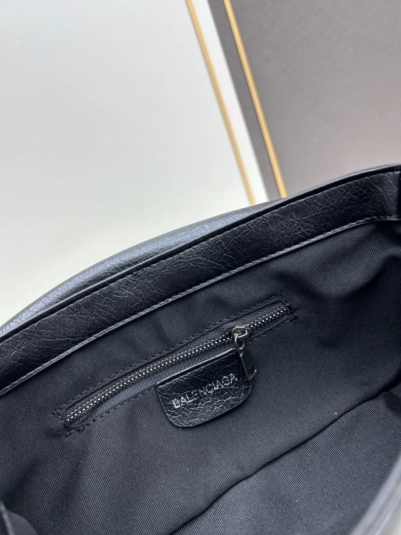 Bxlxnciaga Satchel Bags Flexible 78819