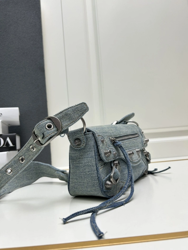 Bxlxnciaga Satchel Bags StreetReady 78776