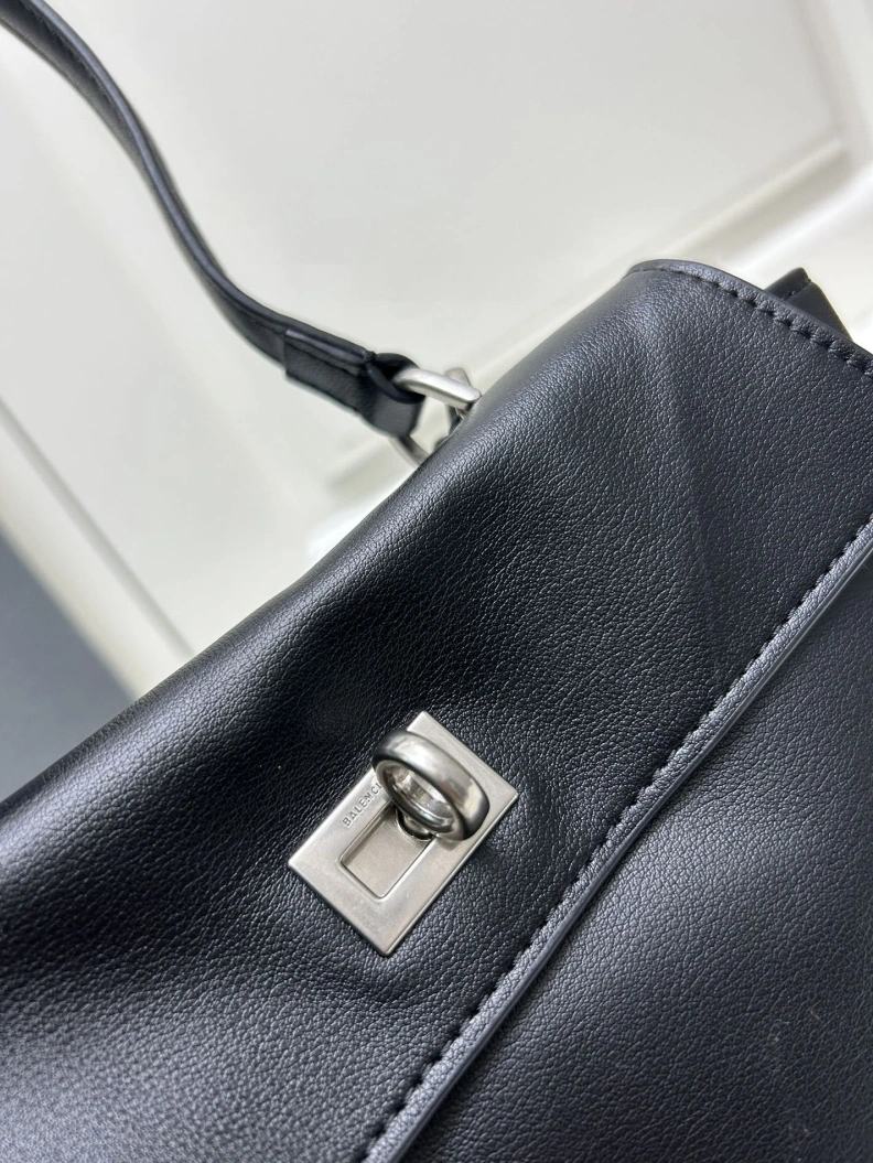 Bxlxnciaga Top Handle Bags Bold 78722