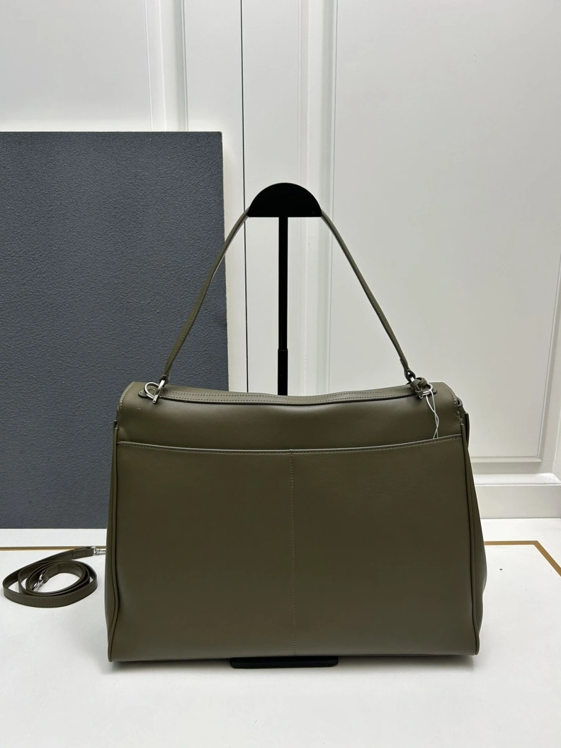 Sleek Bxlxnciaga Top Handle Bags 78700