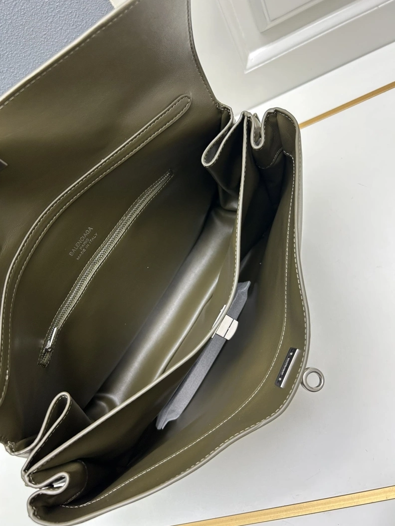 Sleek Bxlxnciaga Top Handle Bags 78700